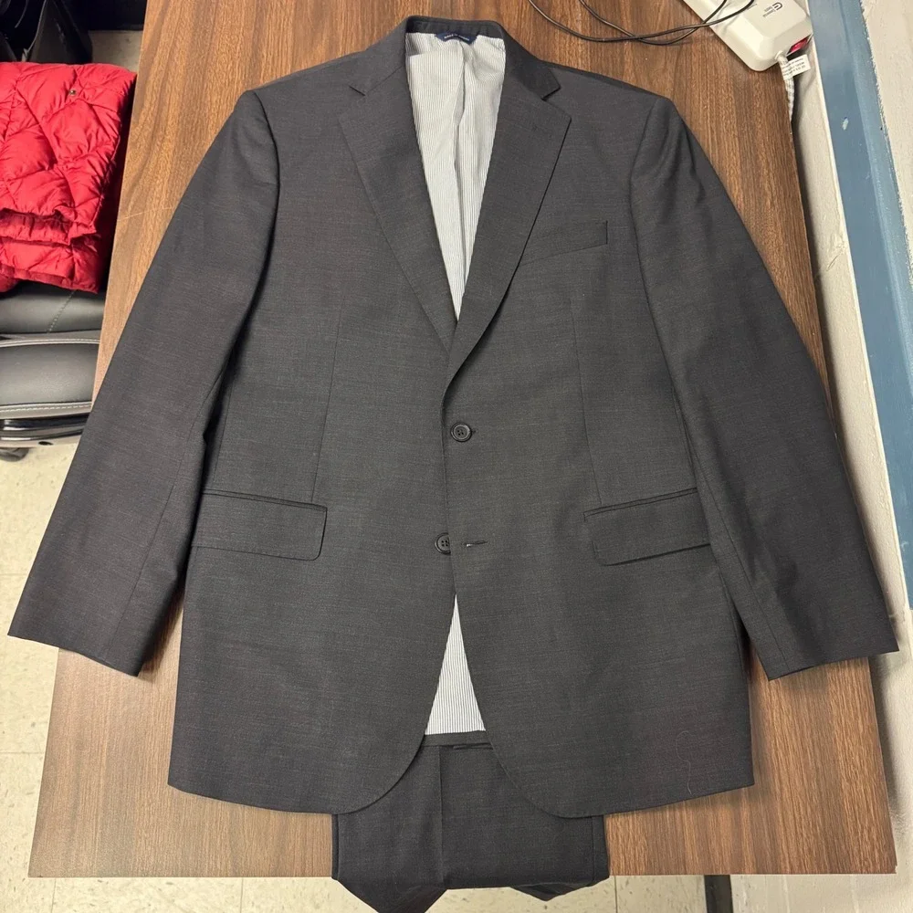 Brooks Brothers Explorer Suit Mens 42R W37 L32 Gray Madison Fitzgerald Wool